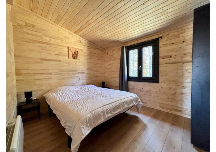 Parc Residentiel De Loisir : Le Loup Blanc Du Riou Hotel Barcelonnette Kültér fotó