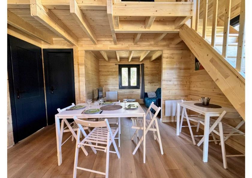 Parc Residentiel De Loisir : Le Loup Blanc Du Riou Hotel Barcelonnette Kültér fotó